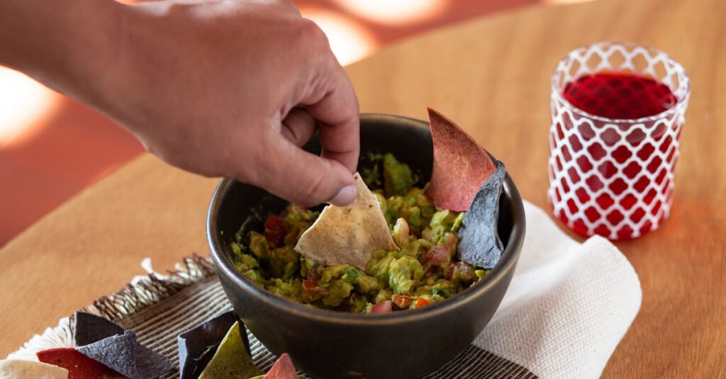 豆由来で栄養豊富なゼンブチップスの見た目と健康的な特徴を表現した画像