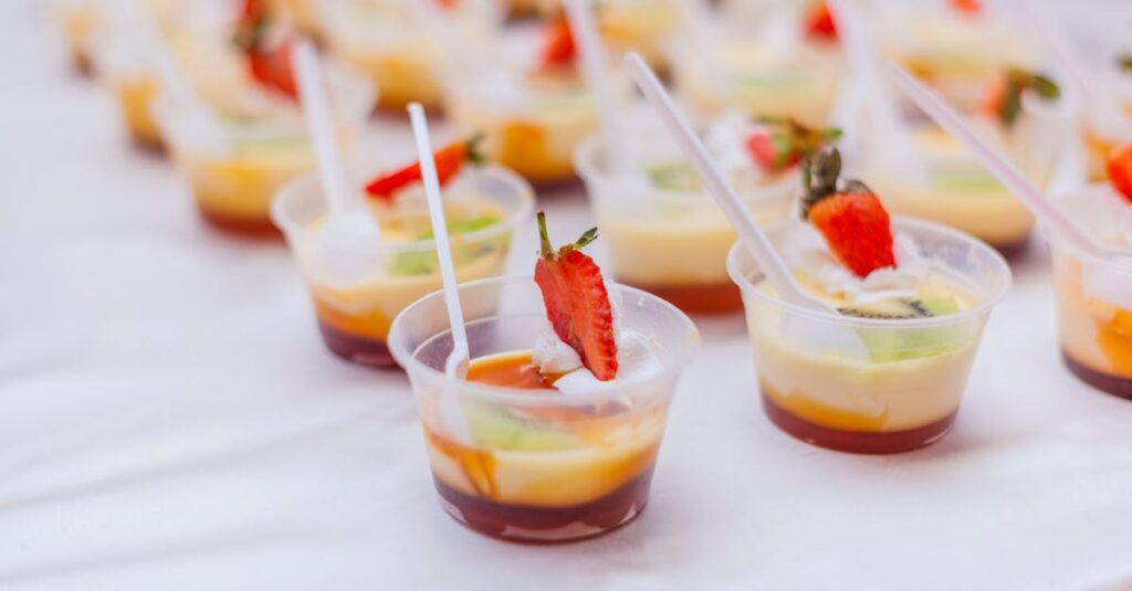 滋賀のいちごビュッフェ2026年のスイーツや会場のイメージ